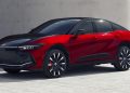 Toyota Crown 2027, nuovo ibrido e un rincaro record su una versione