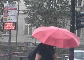Maltempo dopo il caldo record: allerta arancione al Nord