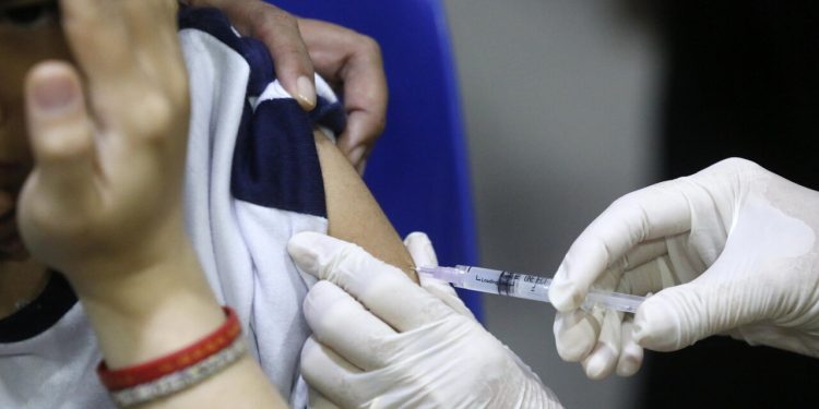 Palermo, bimba di 4 anni non vaccinata muore per sospetta difterite